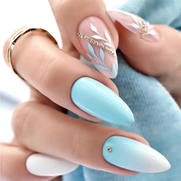 5 sets of Press On Nails - Picture 5 of 9